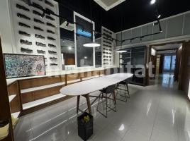 For rent business premises, 450 m², Avenida Diagonal, 341