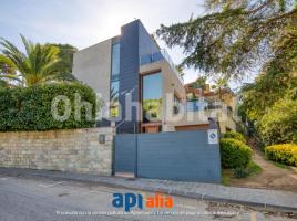  (xalet / torre), 293 m², presque neuf