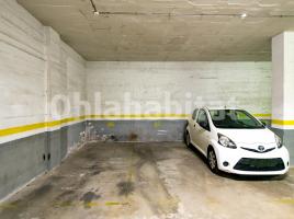 Parking, 9 m², Avenida Lluís Companys