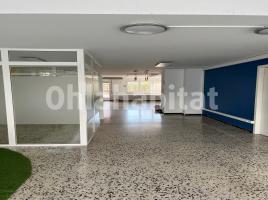 Alquiler local comercial, 227 m², Paseo ALMOGAVERES