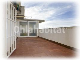 Attic, 66 m², near bus and train, Calle Menorca