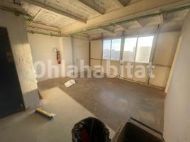 Lloguer local comercial, 550 m², Avenida Fabregada