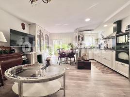 Casa (unifamiliar adosada), 289 m²