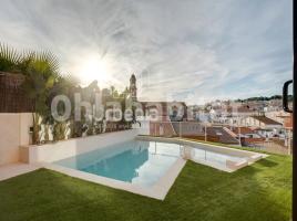 Casa (unifamiliar adosada), 207 m², seminuevo, Zona