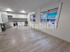 Flat, 86 m², near bus and train
