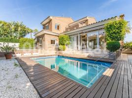  (unifamiliar aïllada), 439 m², presque neuf