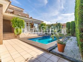  (unifamiliar aïllada), 439 m², presque neuf