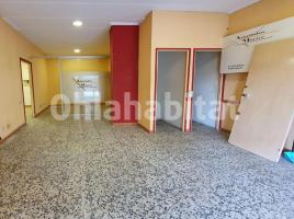 Local comercial, 97 m², Zona