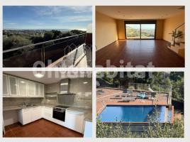  (unifamiliar adossada), 174 m², presque neuf, Zona