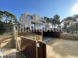  (unifamiliar aïllada), 250 m², nouveau