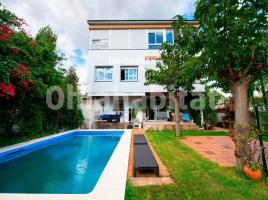  (unifamiliar adossada), 244 m², Zona