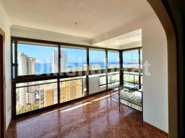 For rent flat, 250 m², Calle Gerona