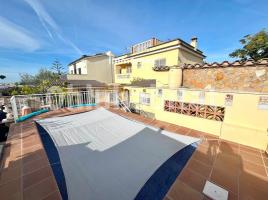 Houses (terraced house), 184 m², almost new, Zona