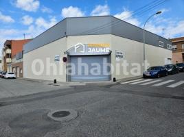 Business premises, 650 m², Zona