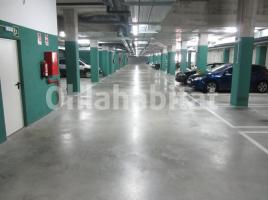 Plaza de aparcamiento, 8 m², seminuevo, Avenida del Parc de Can Mercader