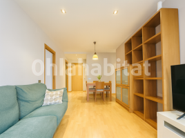 Lloguer pis, 74 m², prop de bus i tren