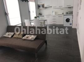 For rent apartament, 45 m², almost new, Calle de Sant Elies, 15