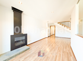 Duplex, 132 m², almost new