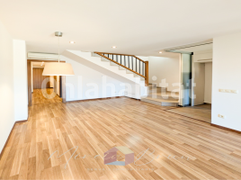 Duplex, 132 m², almost new