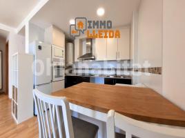 Dúplex, 145 m², cerca de bus y tren, seminuevo, Calle del 11 de Setembre