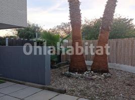 Houses (terraced house), 242 m², almost new, Calle de Francesc de Paula Quintana Vidal