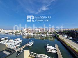 Apartament, 93 m², Zona