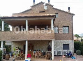 Houses (detached house), 705 m², near bus and train, almost new